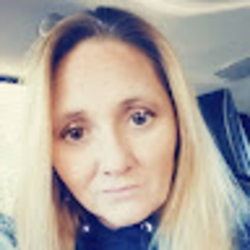 Meet your Posher, Tina